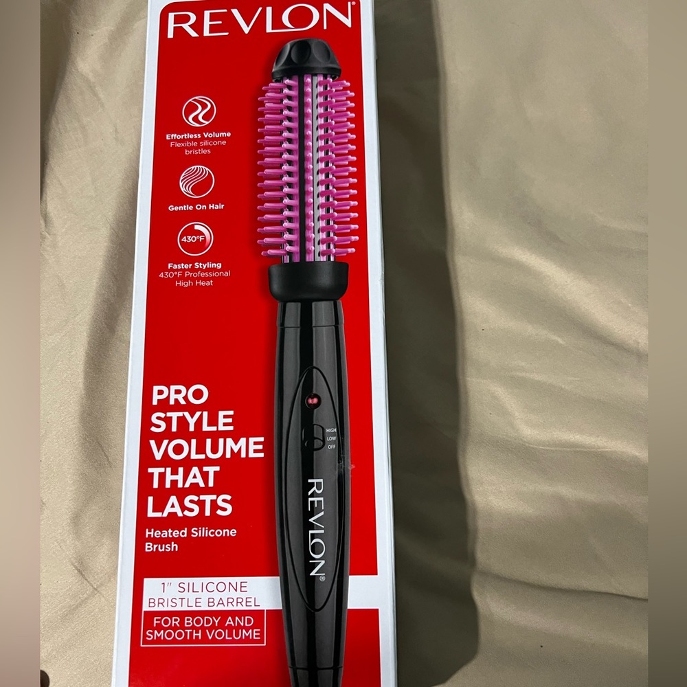 REVLON Heated Silicone Brush
